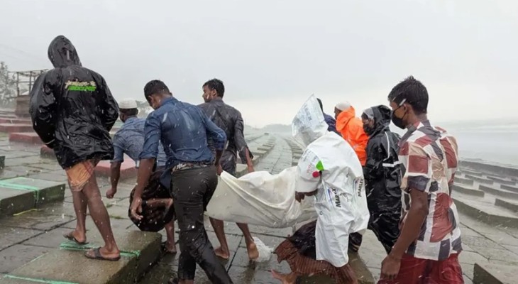পটুয়াখালীর কুয়াকাটা সৈকতে নিখোঁজ ২ জেলের লাশ উদ্ধার