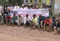খুলনা উন্নয়ন কর্তৃপক্ষকে লাল কার্ড, সড়কে ধানের চারা রোপণ