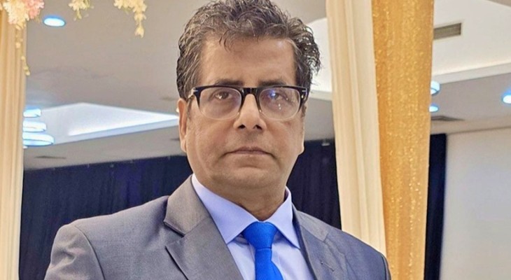 ডিবি কার্যালয়ে নেওয়া হয়েছে সাংবাদিক আনিস আলমগীরকে