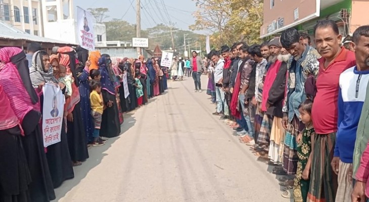 পটুয়াখালীর রাঙ্গাবালীতে আয়েশা হত্যাকারীর ফাঁসির দাবিতে মানববন্ধন