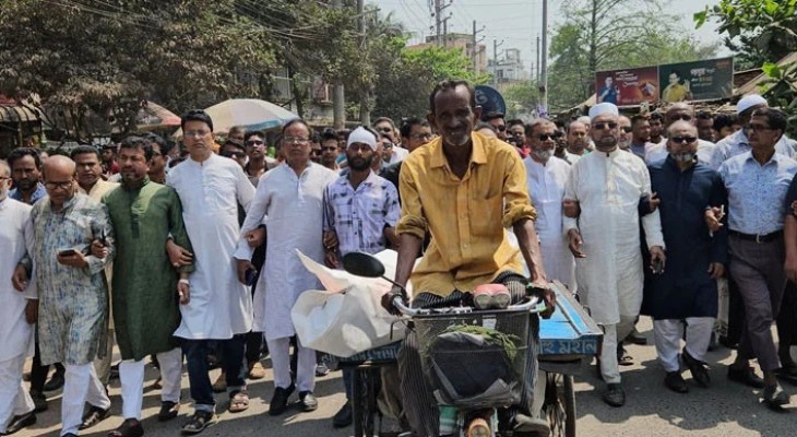 ঝিনাইদহে কৃষকদল নেতার লাশ নিয়ে বিএনপির বিক্ষোভ
