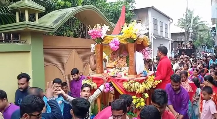 কলাপাড়ায় শ্রী শ্রী জগন্নাথ দেবের রথযাত্রা মহোৎসব: পূন্যার্থীদের ভীড়