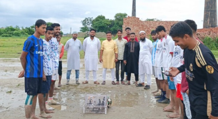পূর্ব গোপালনগর একতা সংঘের উদ্যোগে শর্ট বাউন্ডারি ডিগ বল টুর্নামেন্টের উদ্বোধন