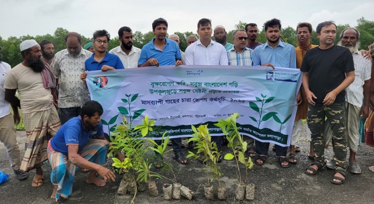 কলাপাড়ায় মাসব্যাপী বৃক্ষরোপণ কর্মসূচির উদ্বোধন