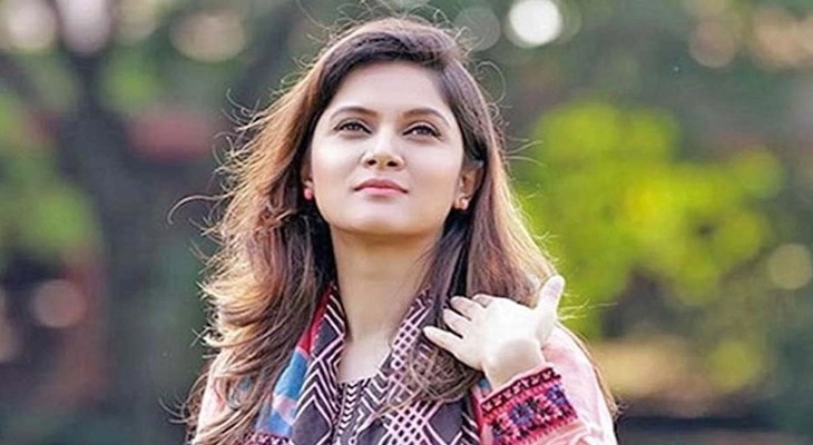 মিথিলার পাসপোর্টে স্বামীর পরিচয় প্রকাশ