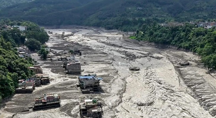 নেপালে সংঘটিত ভয়াবহ বন্যায় মৃতের সংখ্যা বেড়ে ১৬২